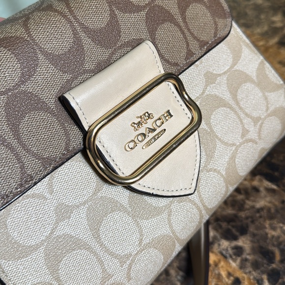 Coach Morgan Signature Canvas Messenger Crossbody Bag - Picture 13 of 16